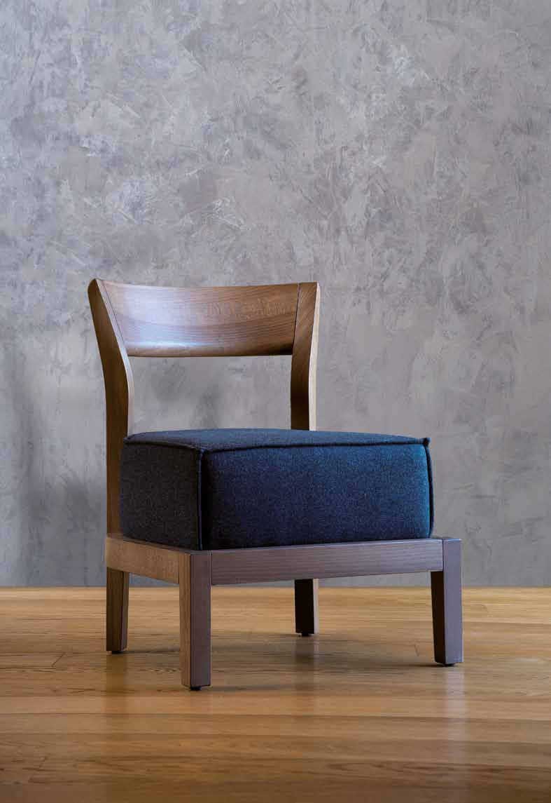 Amarcord Lounge Chair