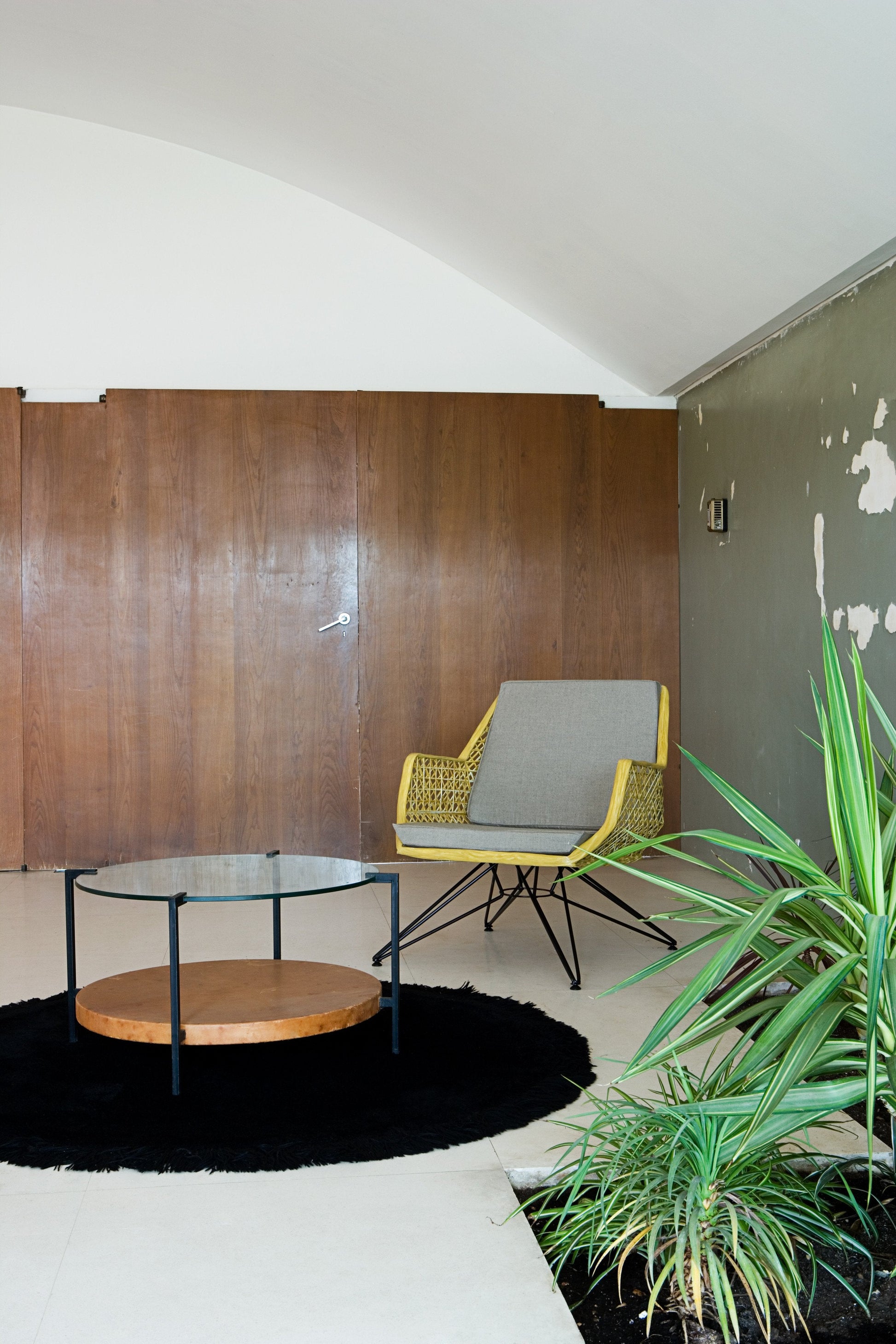 Anti-C 106 Lounge Chair