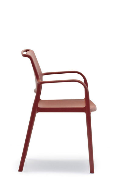 Ara 315 Armchair