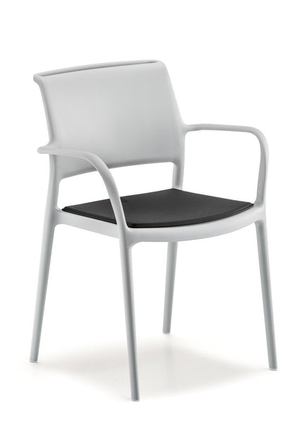 Ara 315 Armchair