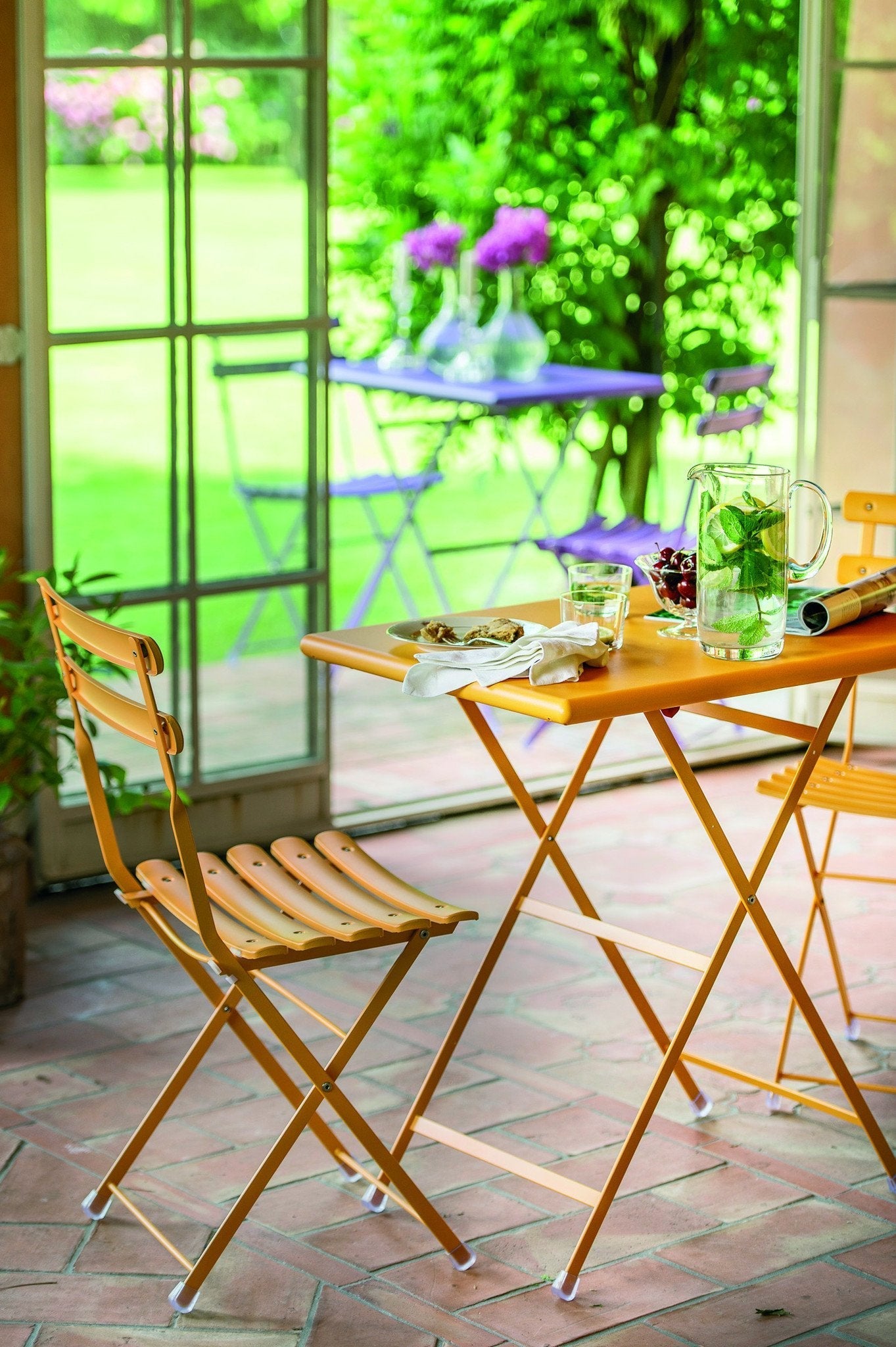 Arc en Ciel Folding Side Chair