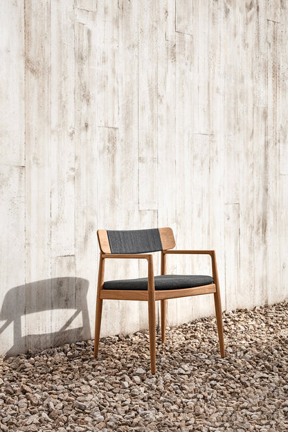 Archi Armchair-Contract Furniture Store for hospitality, leisure & commercial projects