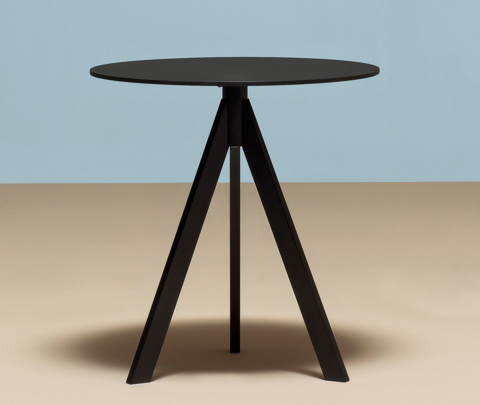 Arki Ark3 Dining Table