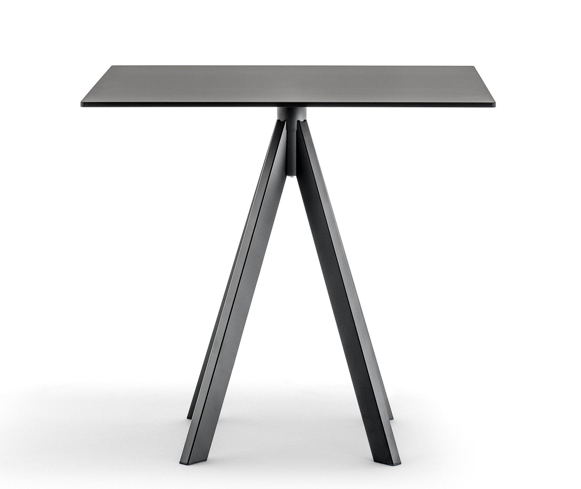 Arki Ark4 Dining Table