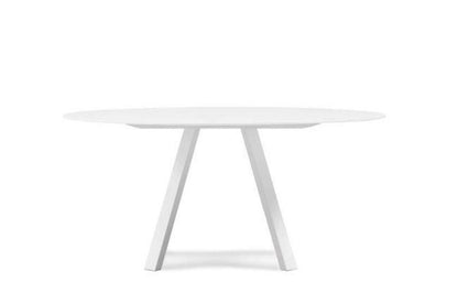 Arki Dining Table