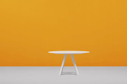 Arki Dining Table