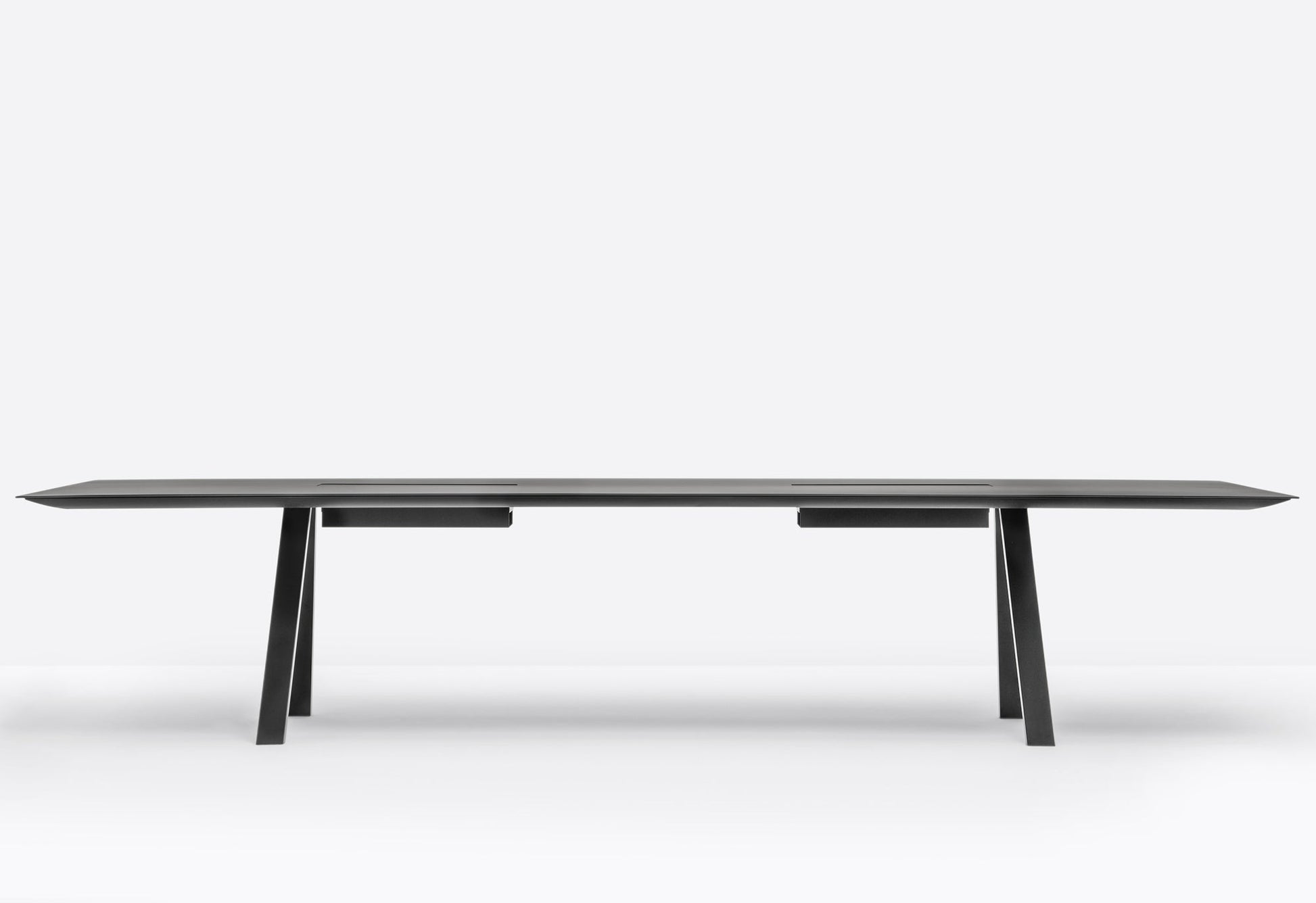 Arki Rectangular Dining Table