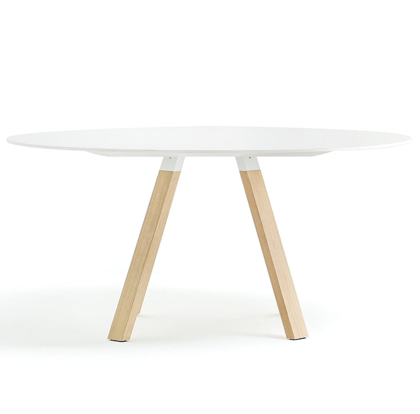 Arki Wood Dining Table