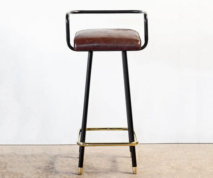 Armrest High Stool