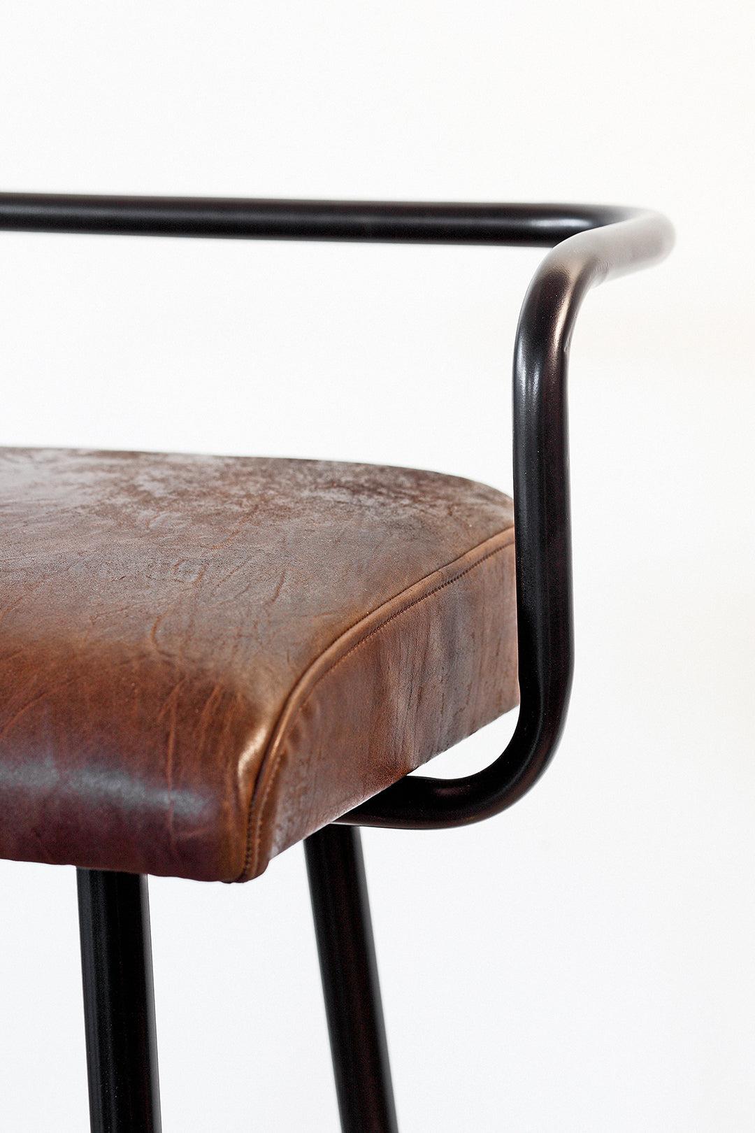 Armrest High Stool