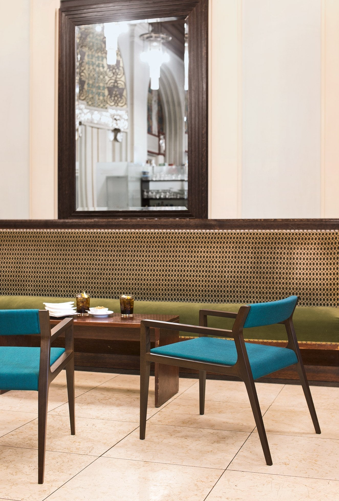 Artù 2114 Armchair
