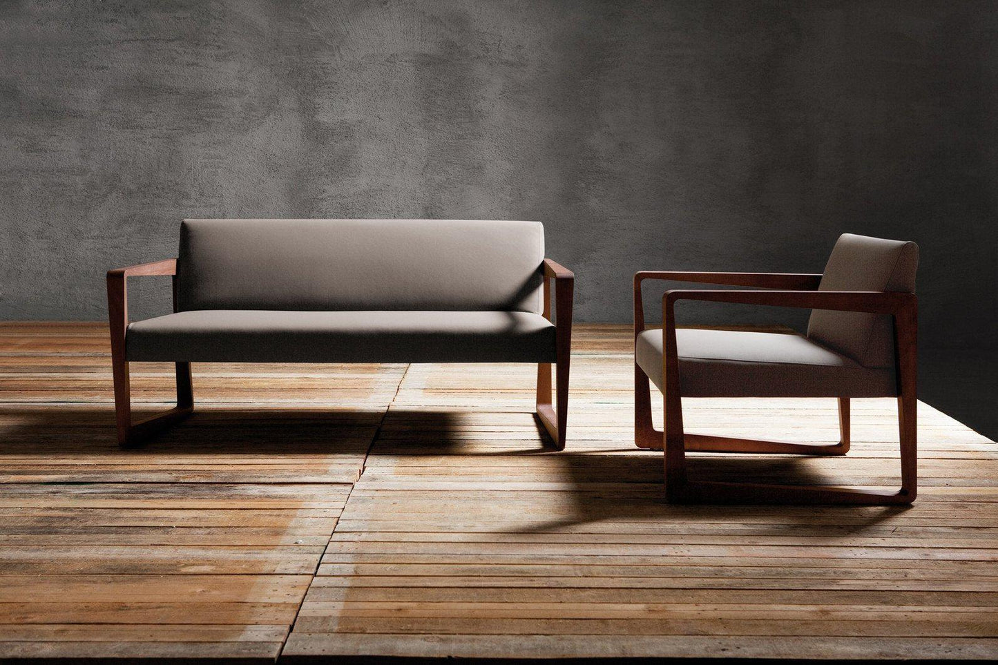 Askew 5C36 Lounge Chair