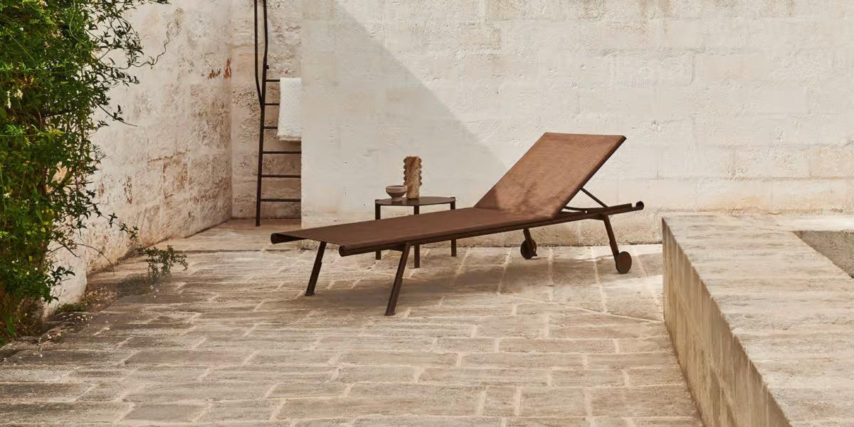 Bahia 2260 Sunbed-Contract Furniture Store for hospitality, leisure & commercial projects