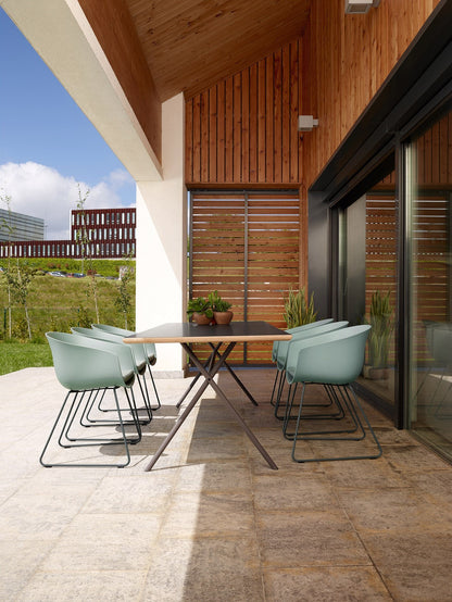 Bai Sled Uph Armchair-Contract Furniture Store for hospitality, leisure & commercial projects