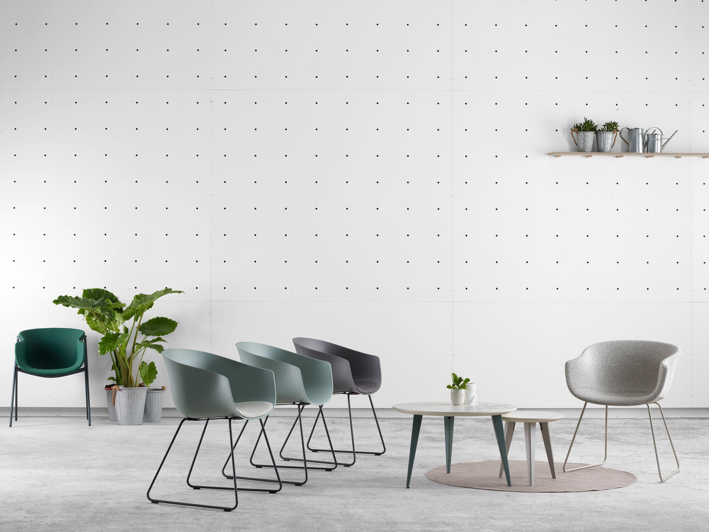 Bai Sled Uph Armchair-Contract Furniture Store for hospitality, leisure & commercial projects