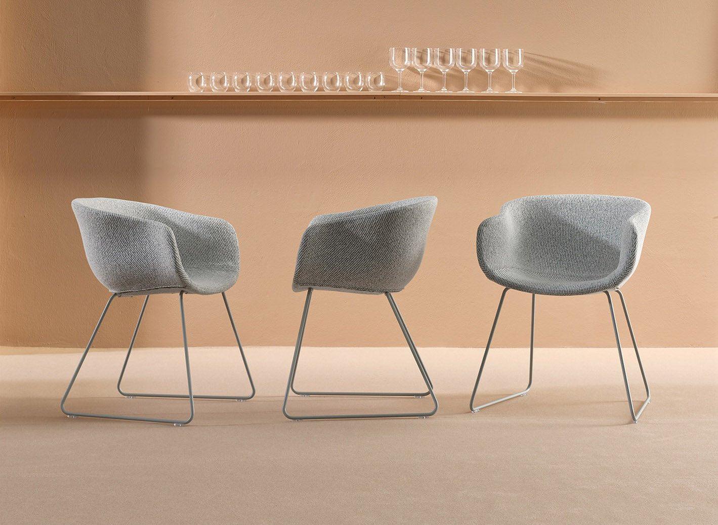 Bai Sled Uph Armchair-Contract Furniture Store for hospitality, leisure & commercial projects