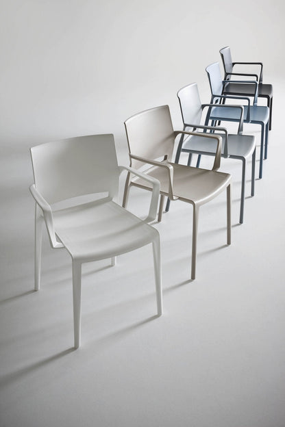 Bakhita B Armchair