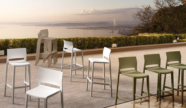Bakhita High Stool
