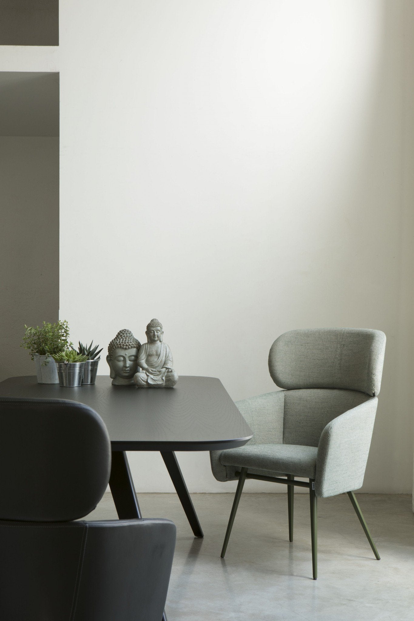 Balù High Back Lounge Chair-Contract Furniture Store for hospitality, leisure & commercial projects