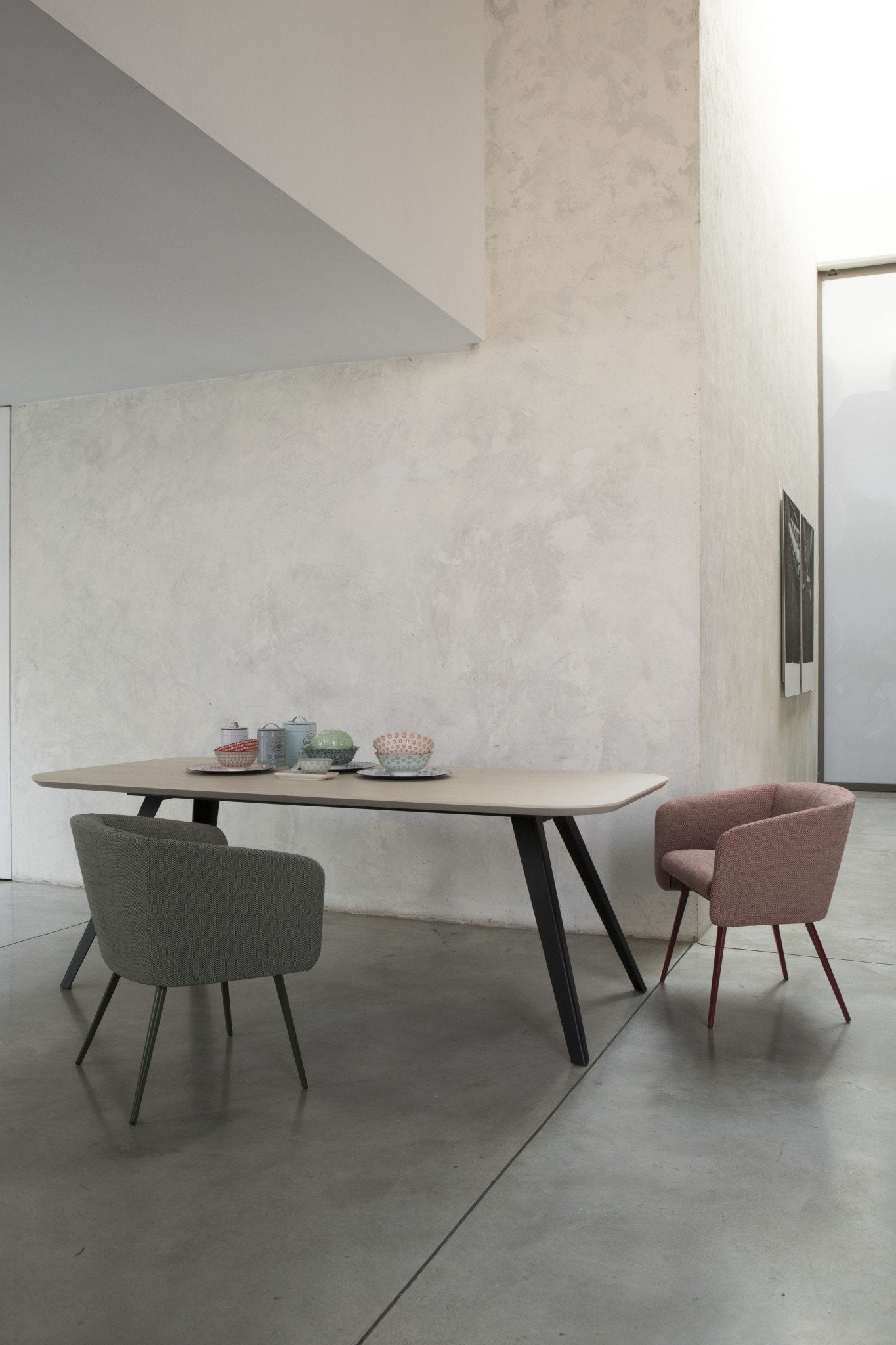 Balù Lounge Chair-Contract Furniture Store for hospitality, leisure & commercial projects