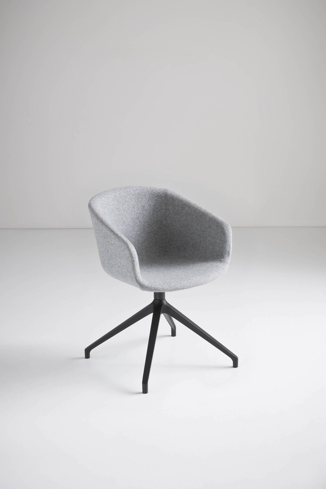 Basket UU Armchair