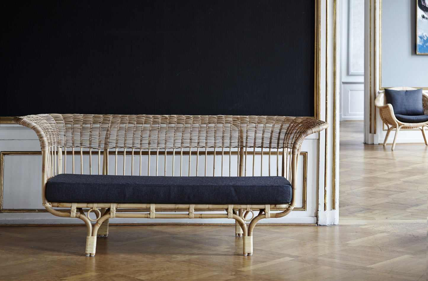 Belladonna Sofa