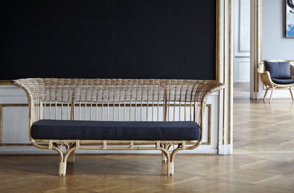 Belladonna Sofa