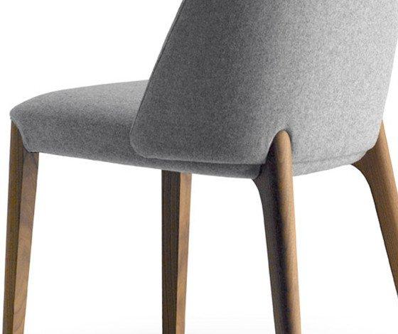 Bellevue 01 Side Chair