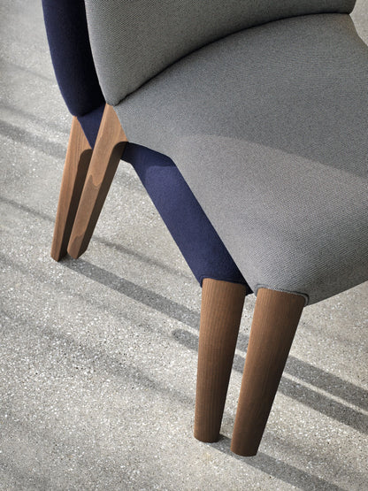 Bellevue 51 Stacking Side Chair