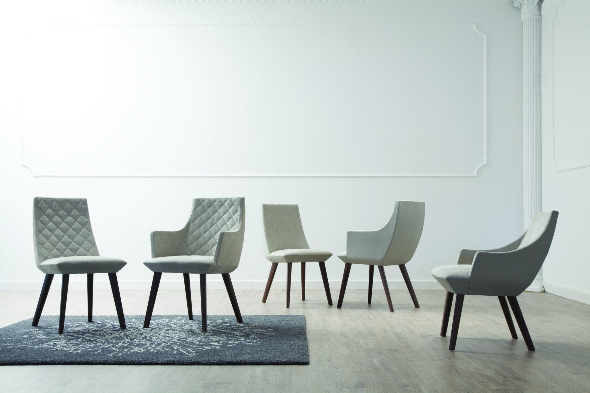 Beret 301 Side Chair
