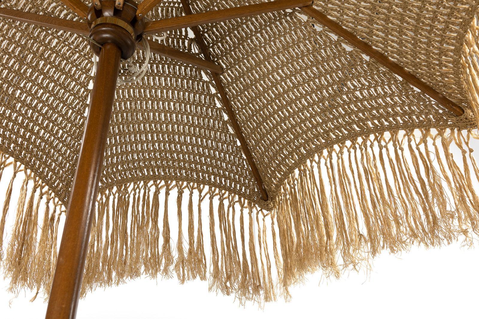 Bianca Umbrella-Contract Furniture Store for hospitality, leisure & commercial projects