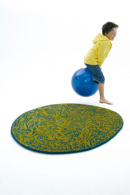 Bichos Y Flores Pistachio Rug