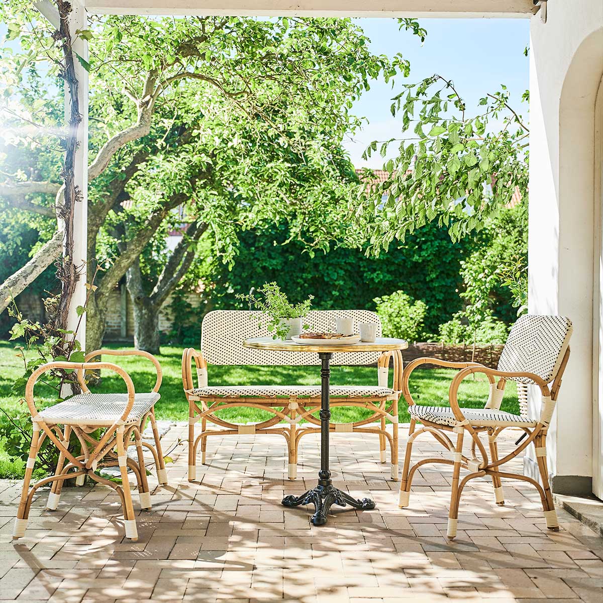 Bistro Armchair-Contract Furniture Store for hospitality, leisure & commercial projects