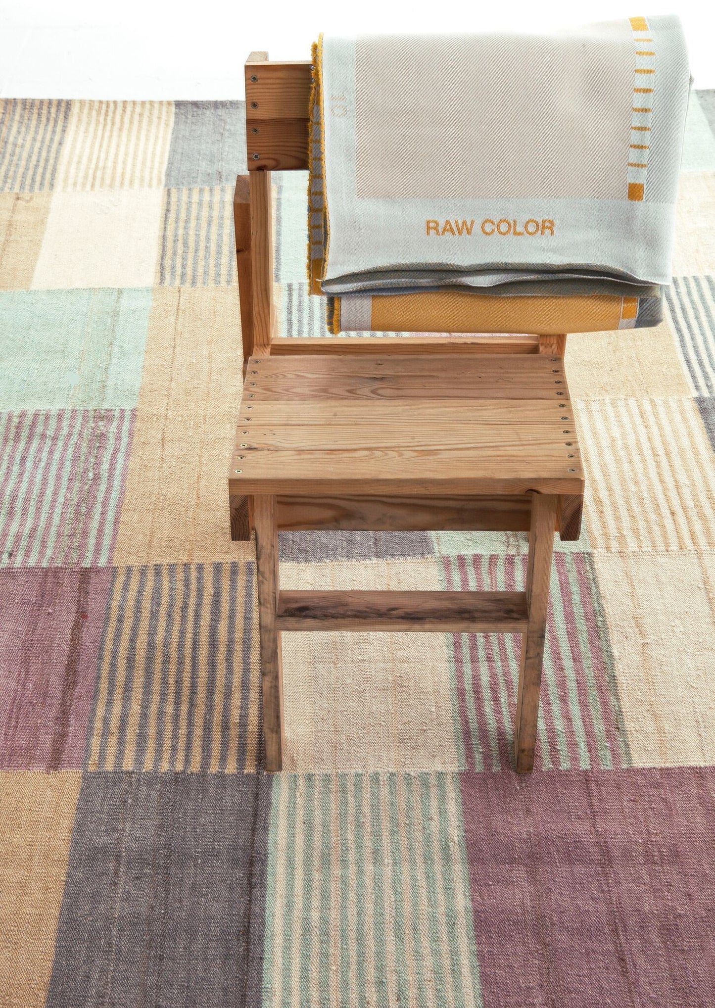 Blend 1 Rug-Contract Furniture Store for hospitality, leisure & commercial projects