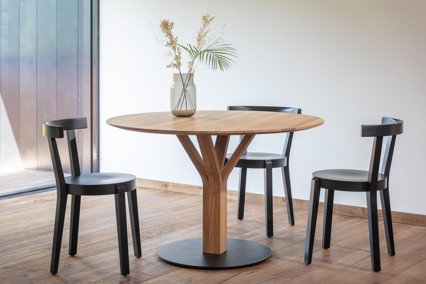 Bloom 280 Dining Table-Contract Furniture Store for hospitality, leisure & commercial projects
