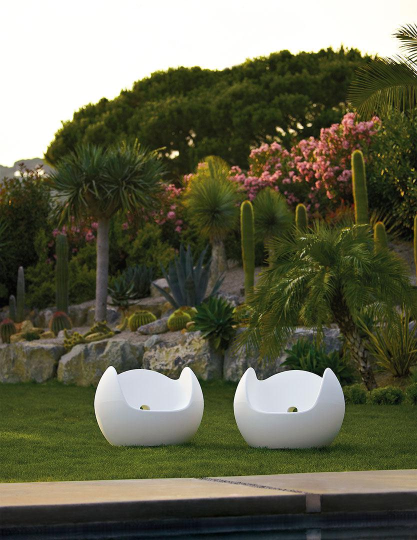 Blos Armchair