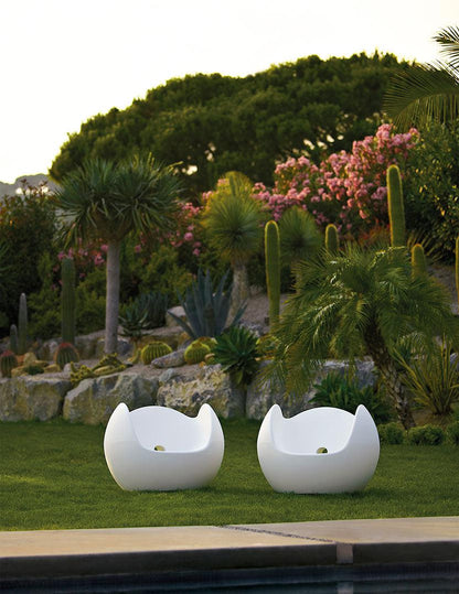 Blos Armchair