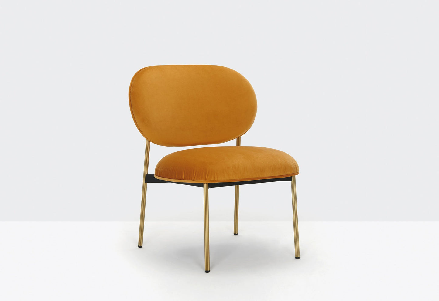 Blume 2951 Lounge Chair-Contract Furniture Store for hospitality, leisure & commercial projects