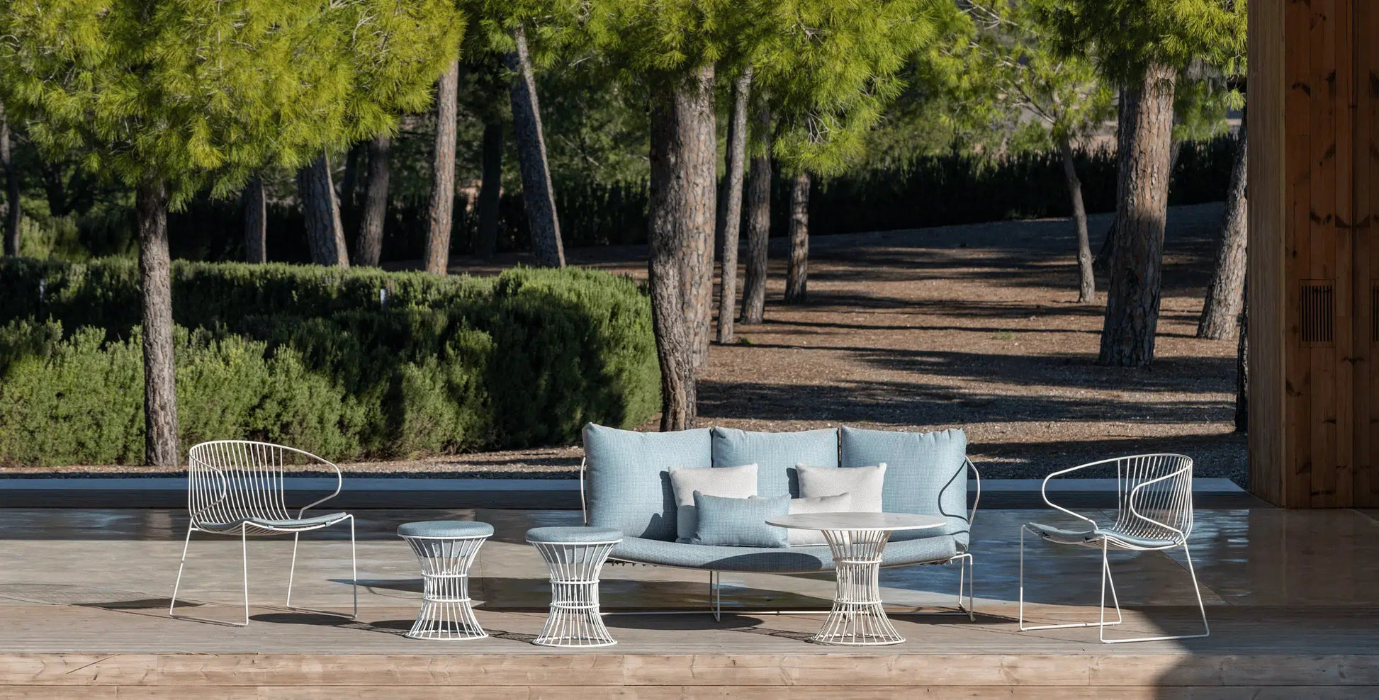 Bolonia Sofa-Contract Furniture Store for hospitality, leisure & commercial projects