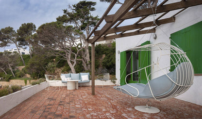 Bolonia Swing-Contract Furniture Store for hospitality, leisure & commercial projects