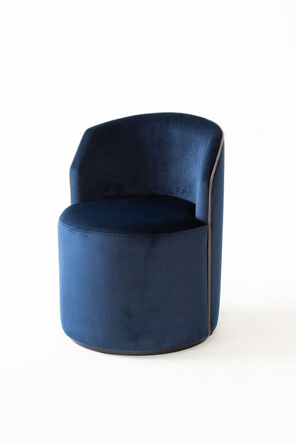 Bow Lounge Chair-Contract Furniture Store for hospitality, leisure & commercial projects