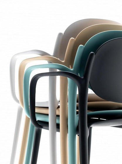 Boy-P Armchair-Contract Furniture Store for hospitality, leisure & commercial projects