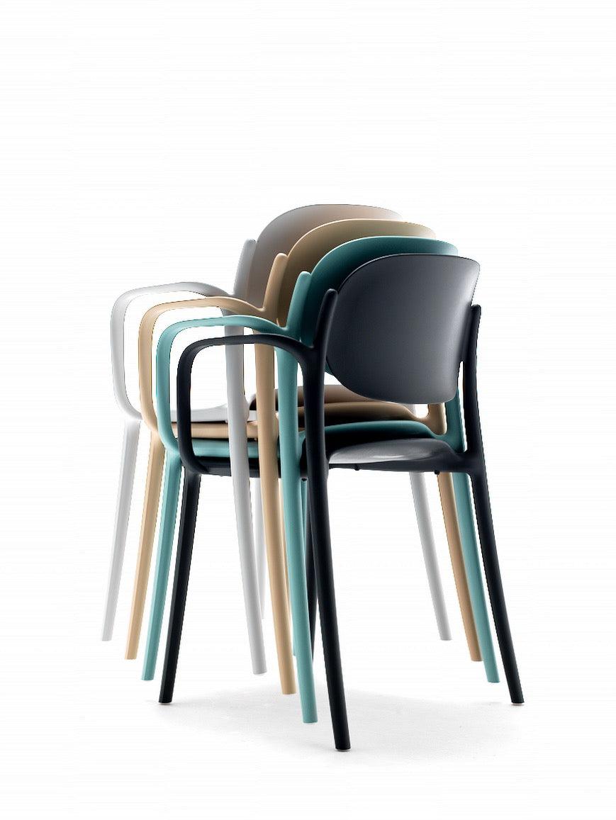 Boy-P Armchair-Contract Furniture Store for hospitality, leisure & commercial projects