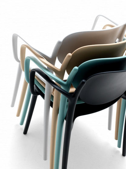 Boy-P Armchair-Contract Furniture Store for hospitality, leisure & commercial projects