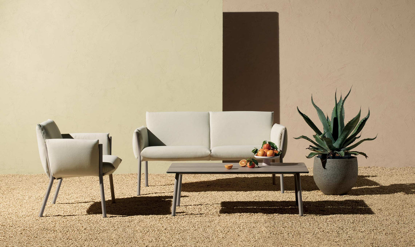 Brezza Sofa-Contract Furniture Store for hospitality, leisure & commercial projects