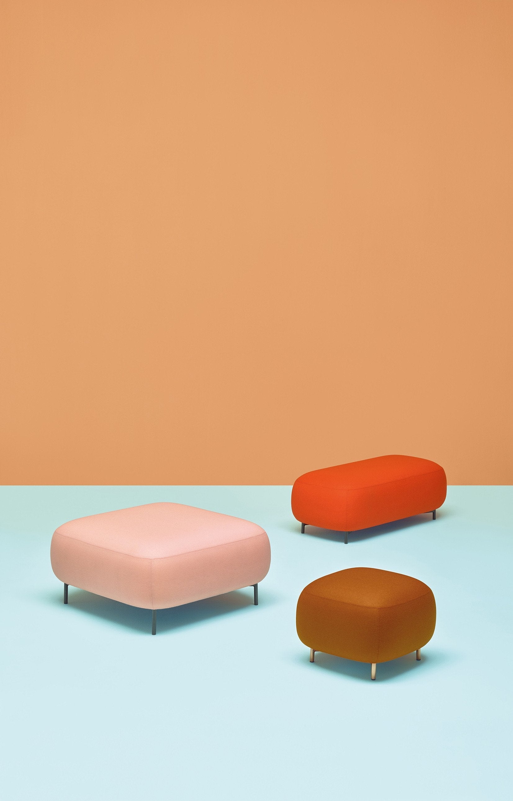 Buddy 211/213/215 Pouf-Contract Furniture Store for hospitality, leisure & commercial projects