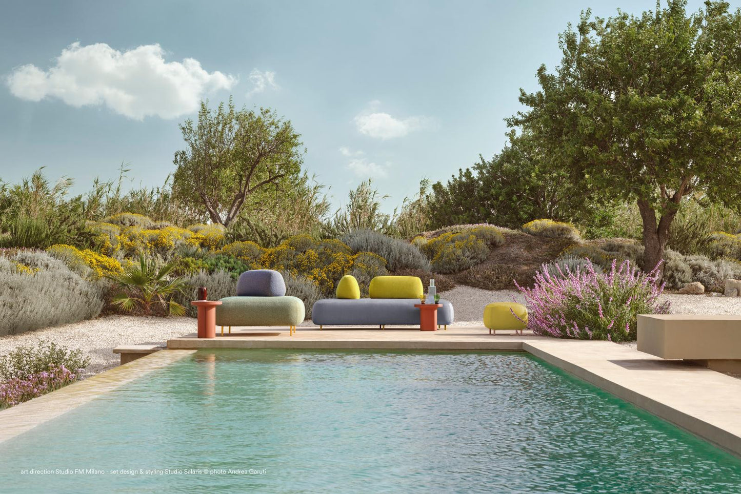 Buddy Oasi 207E Lounge Chair