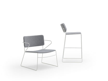 Button Down 7C23 Armchair
