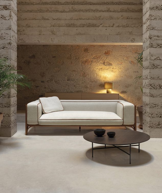 Cadenza Sofa-Contract Furniture Store for hospitality, leisure & commercial projects