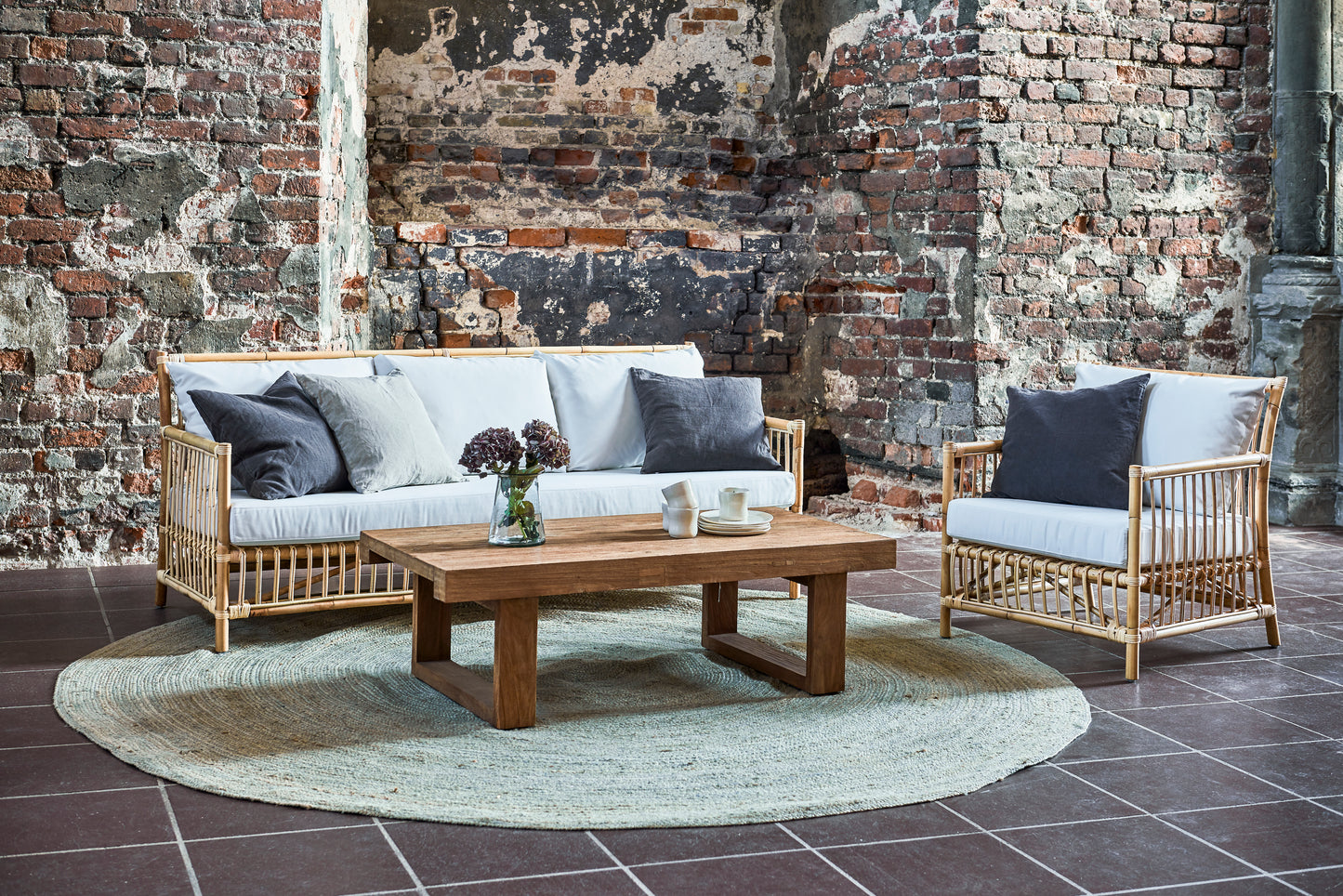 Caroline Sofa